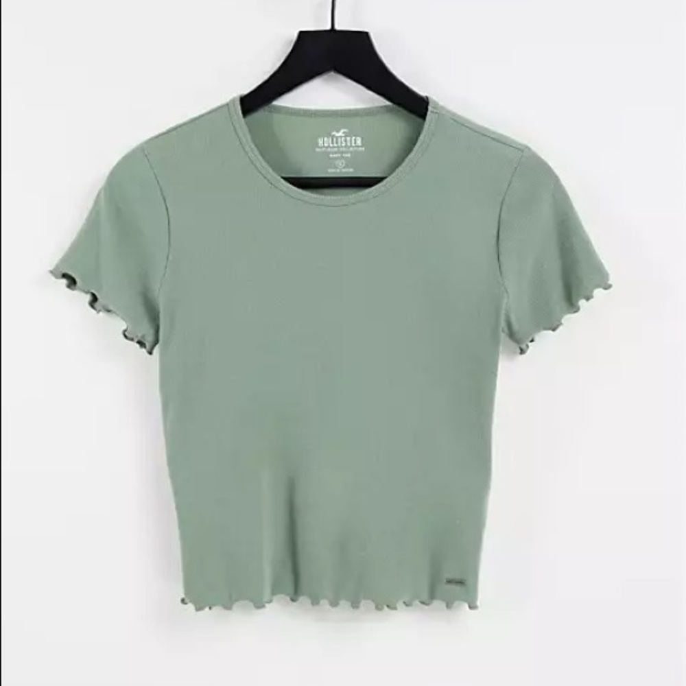 Navy green Hollister lettuce trim tee M